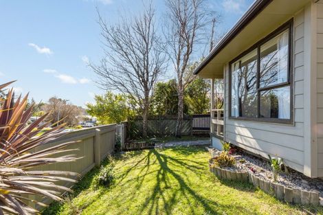 Photo of property in 7a Parkinson Close, Whitby, Porirua, 5024