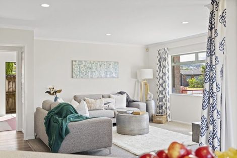 Photo of property in 23 Dan Tori Place, Orewa, 0931