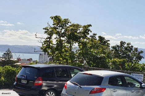 Photo of property in 2/15 Upper Lewisville Terrace, Thorndon, Wellington, 6011