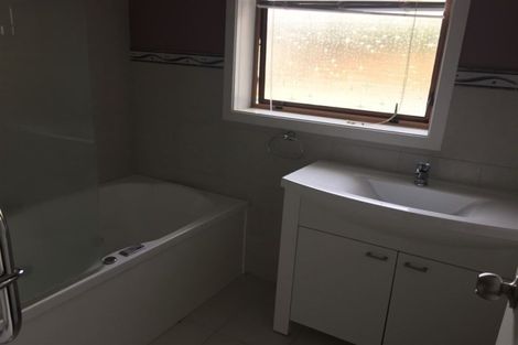 Photo of property in 96 Windsor Road, Bellevue, Tauranga, 3110