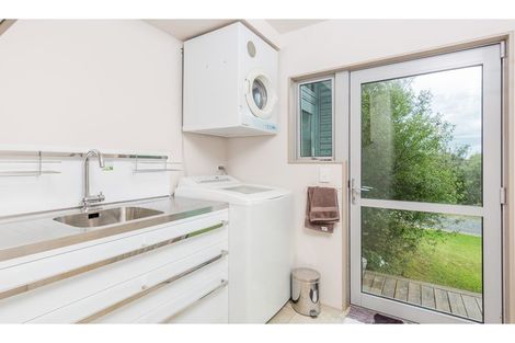 Photo of property in 16 Edkins Road, Kerikeri, 0230