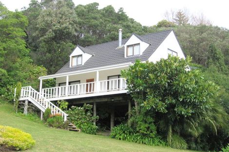 Photo of property in 338 Onemana Drive, Onemana, Whangamata, 3691