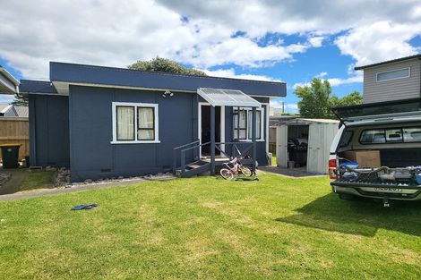 Photo of property in 85 Moana Street, Otaki Beach, Otaki, 5512