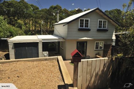 Photo of property in 13 Totara Road, Onetangi, Waiheke Island, 1081
