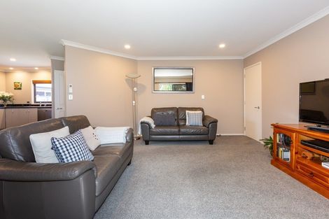 Photo of property in 9 Chenin Place, Greenmeadows, Napier, 4112