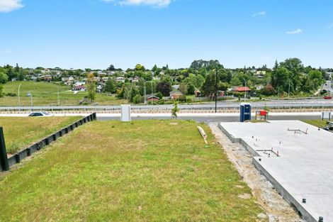 Photo of property in 27 Halo Green, Peacocke, Hamilton, 3206