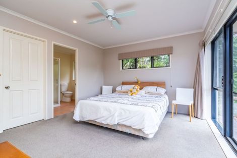 Photo of property in 60 Uretiti Road, Waipu, 0582