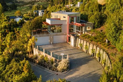 Photo of property in 56 Governors Bay Road, Cass Bay, Lyttelton, 8971