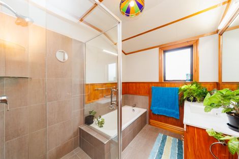 Photo of property in 14a York Place, Awapuni, Palmerston North, 4412