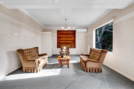 Photo of property in 13 Rennell Street, Frankleigh Park, New Plymouth, 4310