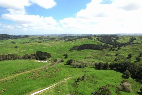 Photo of property in 153 Marohemo Road, Maungaturoto, 0587