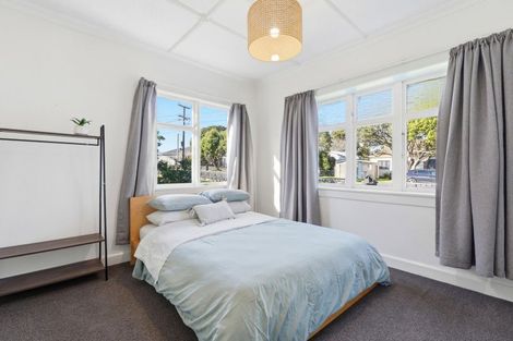 Photo of property in 17 Hutchison Crescent, Durie Hill, Whanganui, 4500