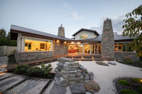 Photo of property in 16 Ihaka Street, Hokowhitu, Palmerston North, 4410