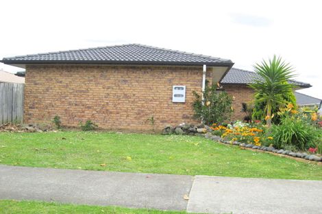 Photo of property in 72 Crossandra Drive, Mangere, Auckland, 2022