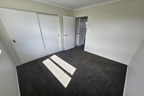 Photo of property in 27 Hammick Crescent, Pyes Pa, 3112