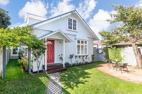 Photo of property in 40 Aparima Avenue, Miramar, Wellington, 6022