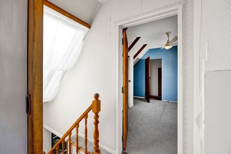 Photo of property in 27 Tiverton Crescent, Whalers Gate, New Plymouth, 4310