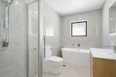 Photo of property in 6d Buisson Glade, West Harbour, Auckland, 0618