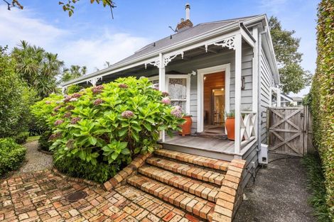 Photo of property in 32 Kohimarama Road, Kohimarama, Auckland, 1071