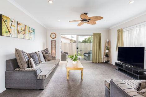 Photo of property in 13b Hinton Road, Taradale, Napier, 4112