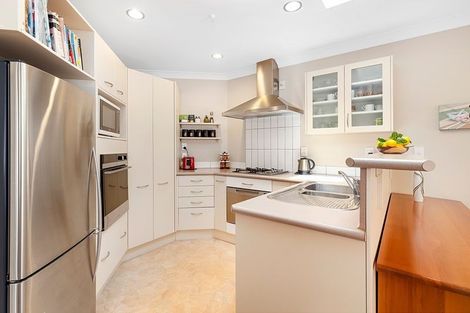 Photo of property in Boxhill Close, 2/33 Box Hill, Khandallah, Wellington, 6035