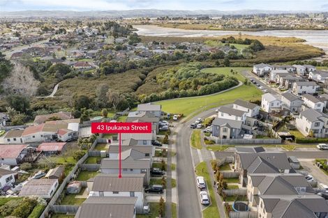 Photo of property in 43 Ipukarea Street, Weymouth, Auckland, 2103