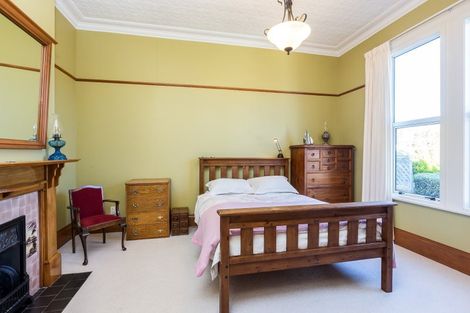 Photo of property in 27 Picardy Street, Maryhill, Dunedin, 9011