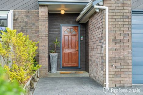 Photo of property in 13 Otamarau Grove, Maungaraki, Lower Hutt, 5010