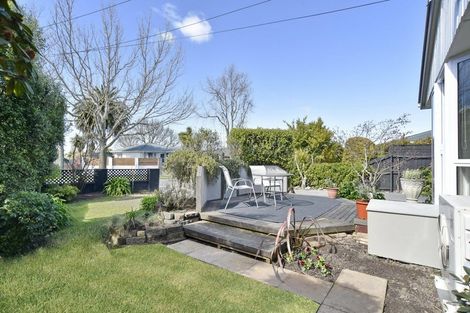 Photo of property in 5 Hannah Place, Redwood, Christchurch, 8051
