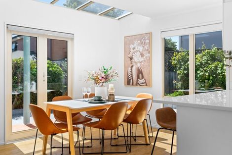 Photo of property in 2/97 Clyde Road, Ilam, Christchurch, 8041