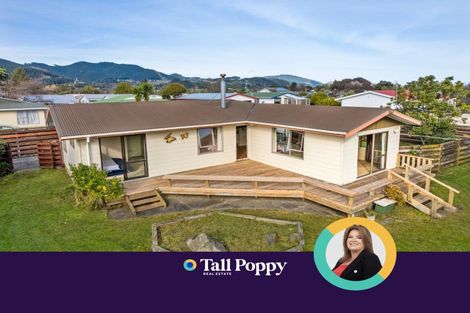 Photo of property in 26 Cypress Grove, Paraparaumu, 5032