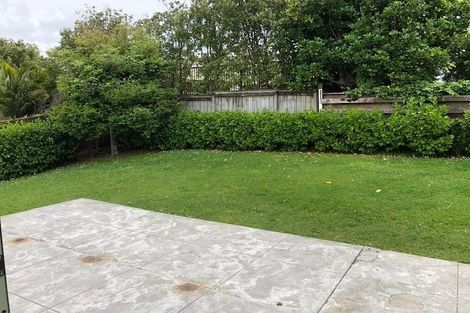 Photo of property in 2/23 Bevyn Street, Castor Bay, Auckland, 0620