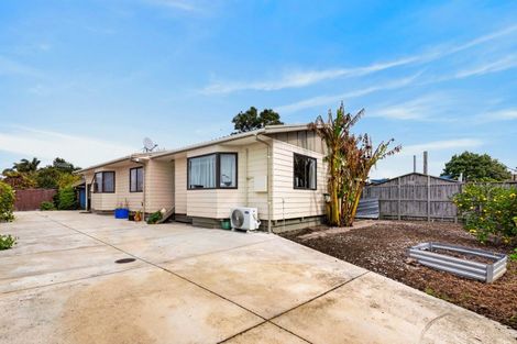 Photo of property in 28 Cranby Crescent, Onekawa, Napier, 4110