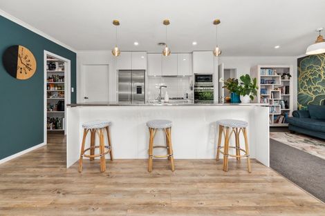 Photo of property in 35 Banks Boulevard, Whitby, Porirua, 5024