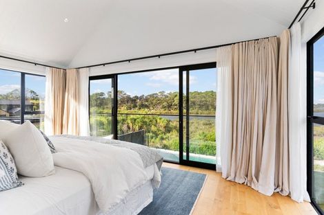 Photo of property in 88 Riverhead Point Drive, Riverhead, 0820