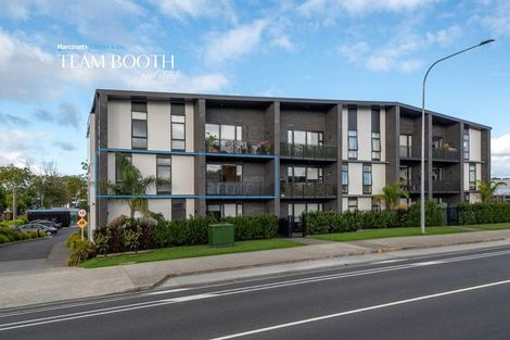 Photo of property in 102/165 Lake Road, Northcote, Auckland, 0627