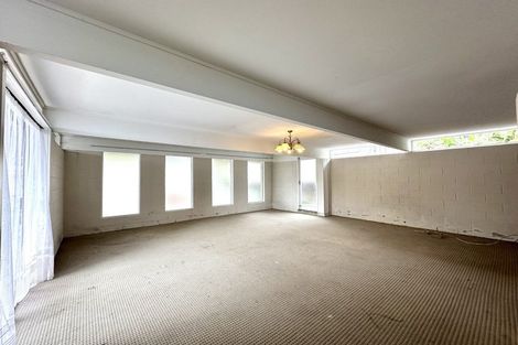 Photo of property in 358 Te Atatu Road, Te Atatu South, Auckland, 0610