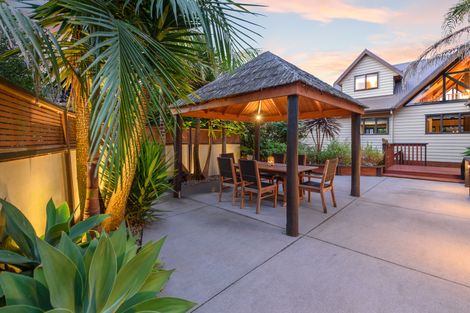 Photo of property in 17 Roger Guy Place, Welcome Bay, Tauranga, 3175