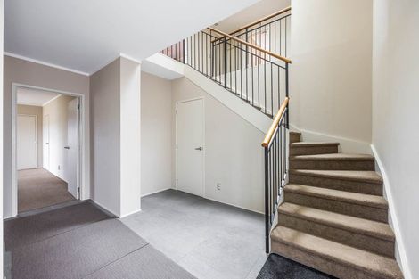 Photo of property in 9a Pendene Place, Forrest Hill, Auckland, 0620