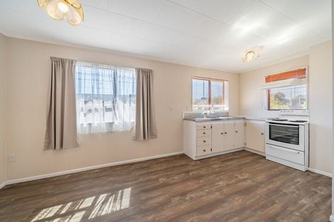 Photo of property in 76b Seddon Street, Wallaceville, Upper Hutt, 5018