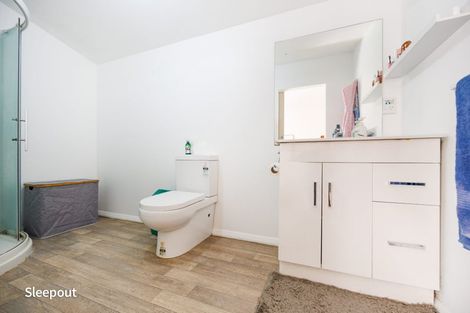 Photo of property in 1 Lytton Street, Feilding, 4702