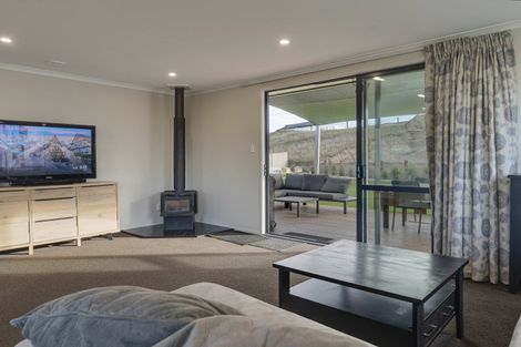 Photo of property in 21 Missy Crescent, Mount Pisa, Cromwell, 9383