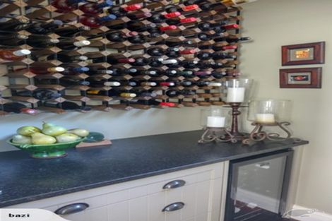 Photo of property in 10 Dixon Street, Carterton, 5713