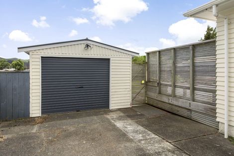 Photo of property in 28 Russell Road, Wainuiomata, Lower Hutt, 5014