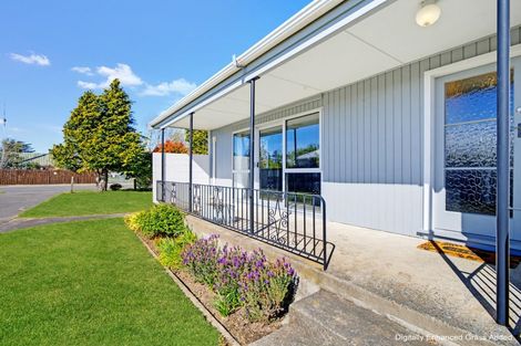 Photo of property in 61 Burnett Street, Oxford, 7430