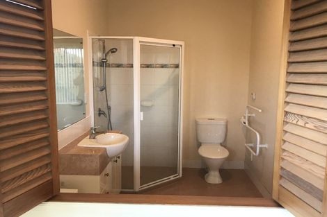 Photo of property in 8 Trimaran Drive, Gulf Harbour, Whangaparaoa, 0930