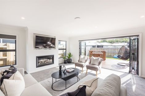 Photo of property in 24 Serenity Crescent, Kelvin Grove, Palmerston North, 4414
