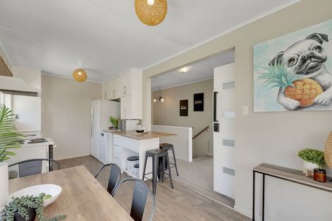 Photo of property in 70 Champion Street, Cannons Creek, Porirua, 5024