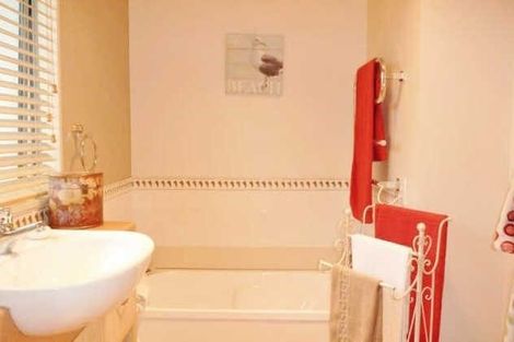 Photo of property in 168 Strickland Street, Sydenham, Christchurch, 8023