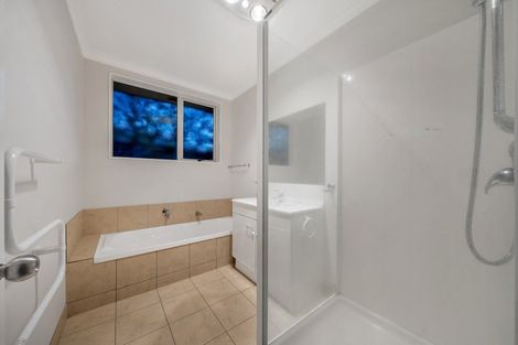 Photo of property in 8 George Arthur Place, Pukekohe, 2120